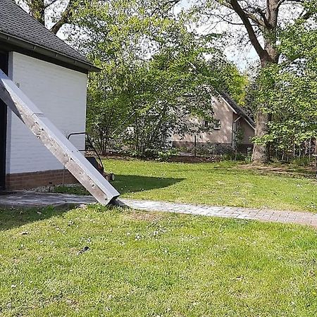 Vrijstaande Recreatievilla Met Ruime Omheinde Tuin Posterholt Екстериор снимка